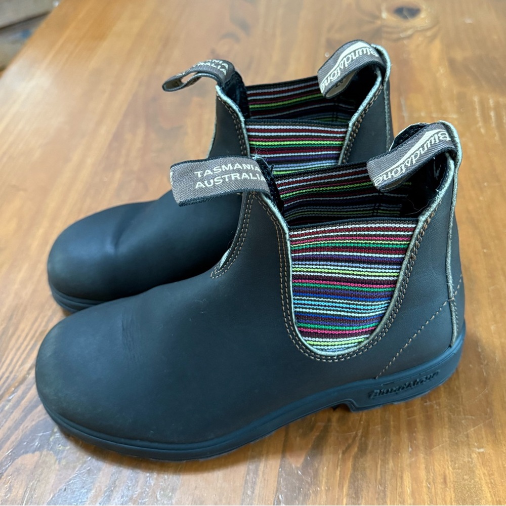 Blundstone Black Ankle Boots with Multicolor Stripes